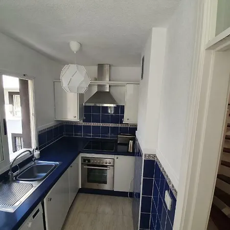 Stylish 2 Bed With Fantastic Ocean Views Holiday home Callao Salvaje